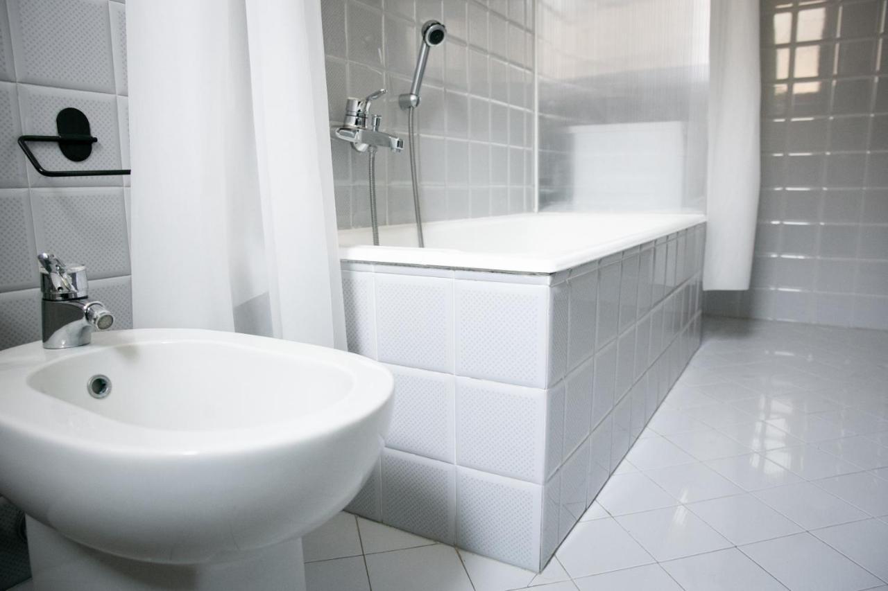 Iseolakerental - Riva House Riva di Solto Luaran gambar